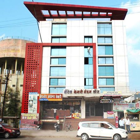 Hotel Kesari Nandan Lātūr Exterior foto